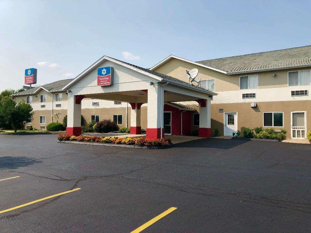 Surestay Plus Hotel By Best Western Беттендорф Екстер'єр фото