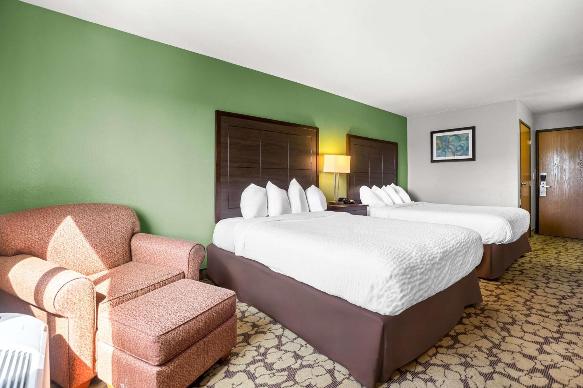 Surestay Plus Hotel By Best Western Беттендорф Екстер'єр фото