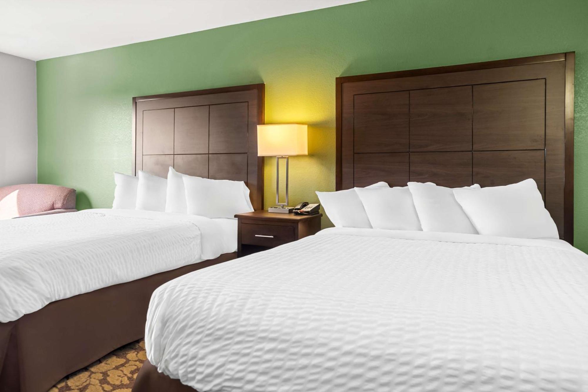 Surestay Plus Hotel By Best Western Беттендорф Екстер'єр фото