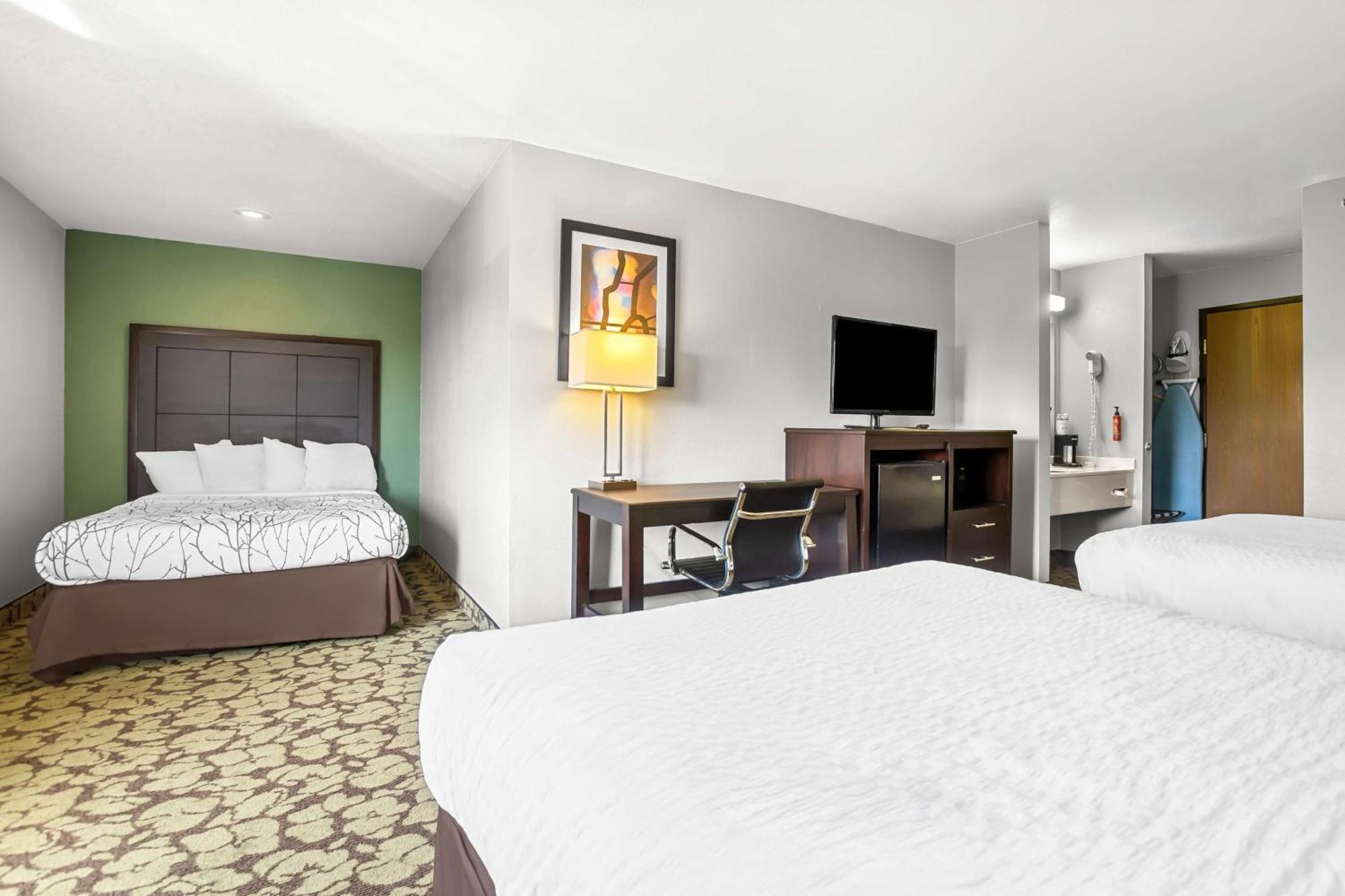 Surestay Plus Hotel By Best Western Беттендорф Екстер'єр фото